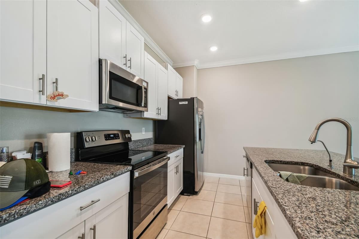 21868 LYONIA LANE — photo 14 of 90