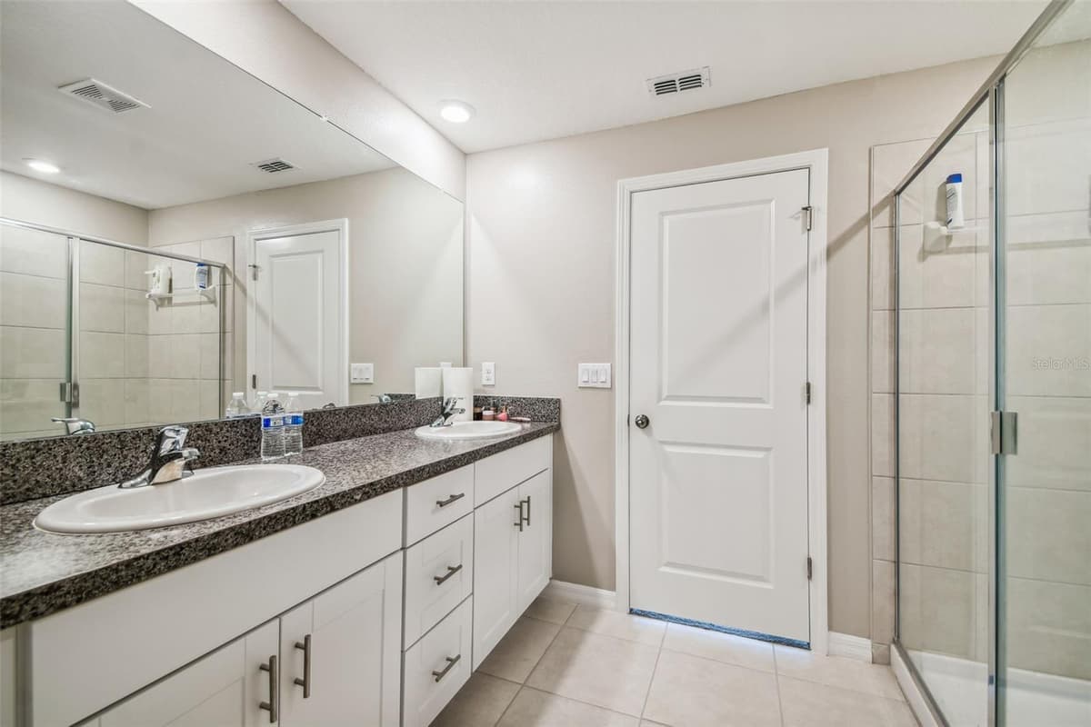 21868 LYONIA LANE — photo 33 of 90