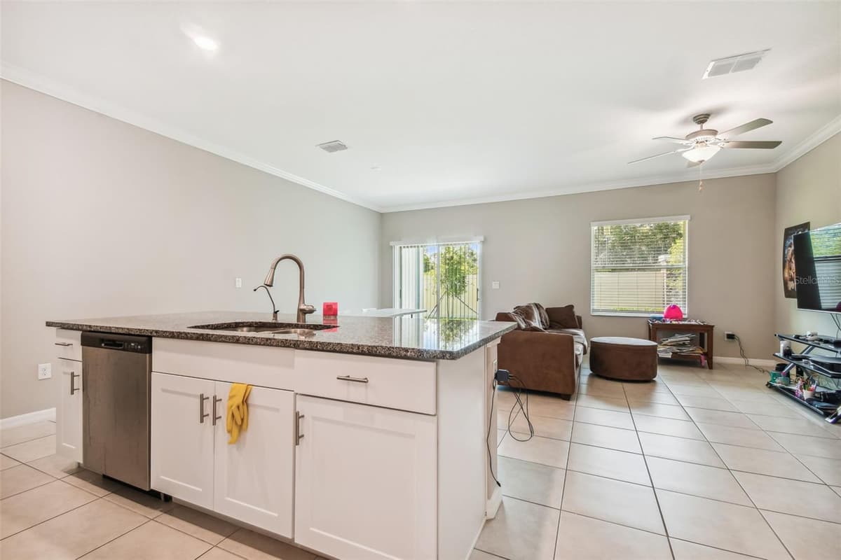 21868 LYONIA LANE — photo 9 of 90