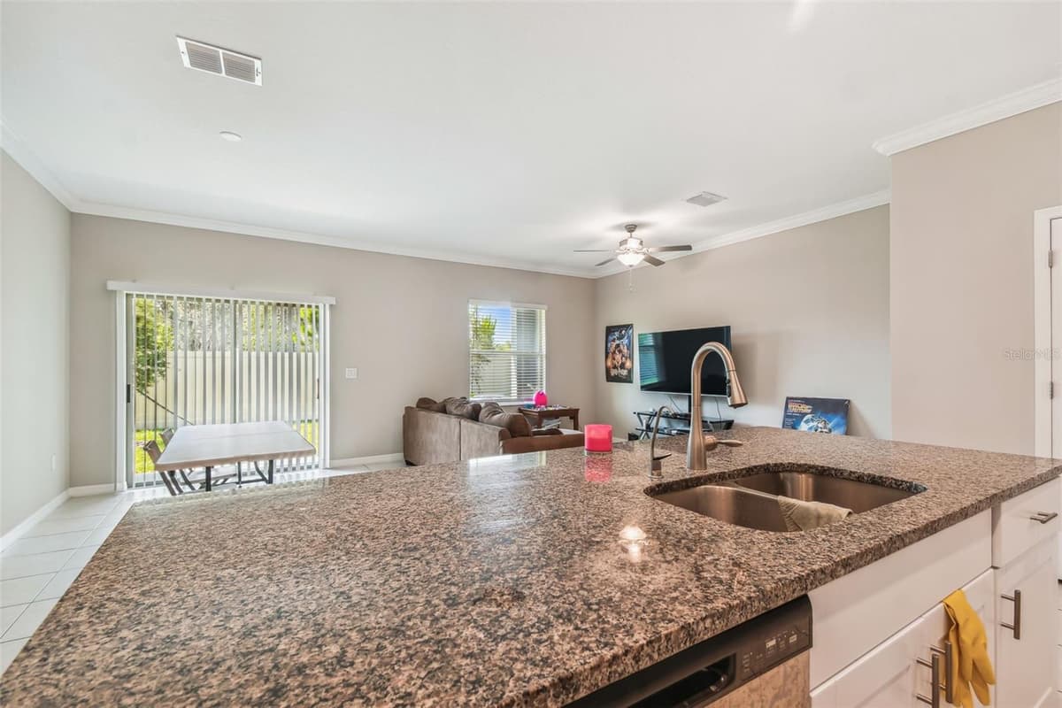 21868 LYONIA LANE — photo 11 of 90