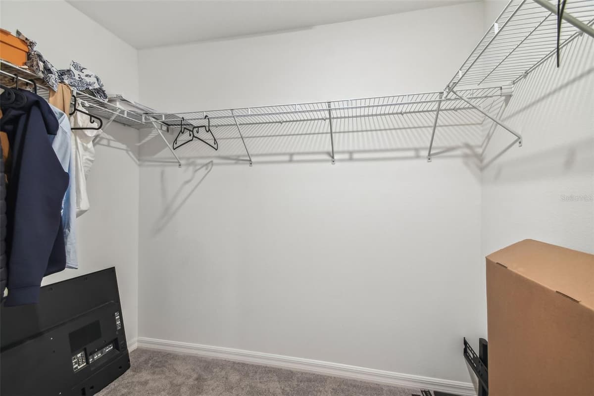 21868 LYONIA LANE — photo 34 of 90