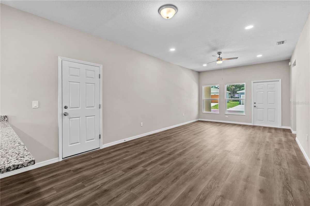 5013 FINDERS COURT — photo 24 of 47