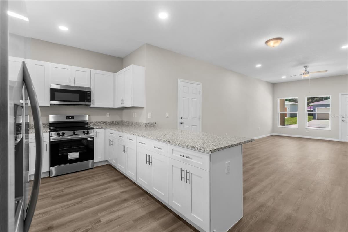 5013 FINDERS COURT — photo 16 of 47