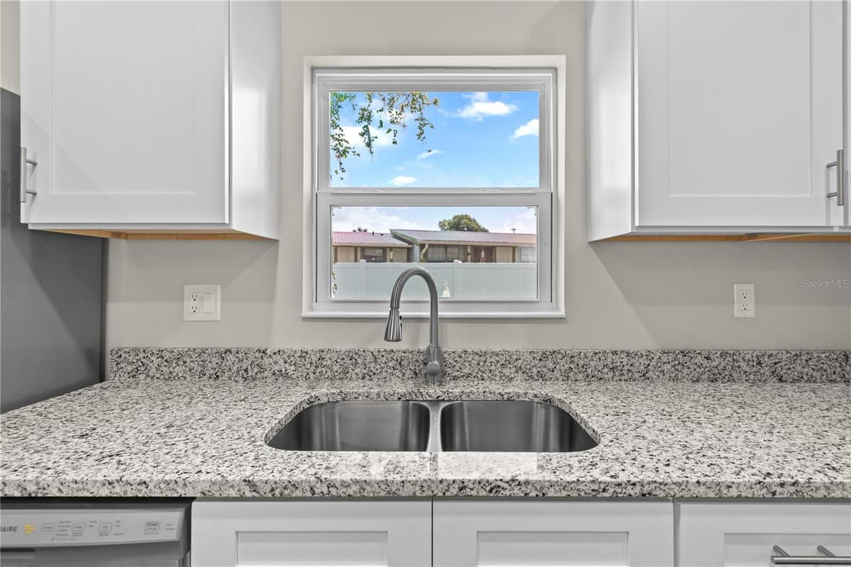 5013 FINDERS COURT — photo 17 of 47