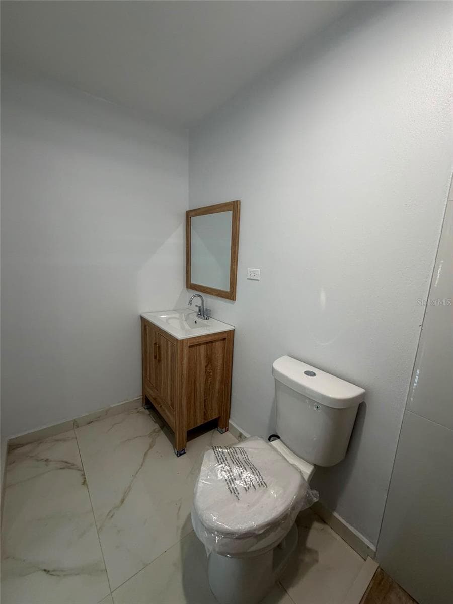 1 TOSAS — photo 9 of 23