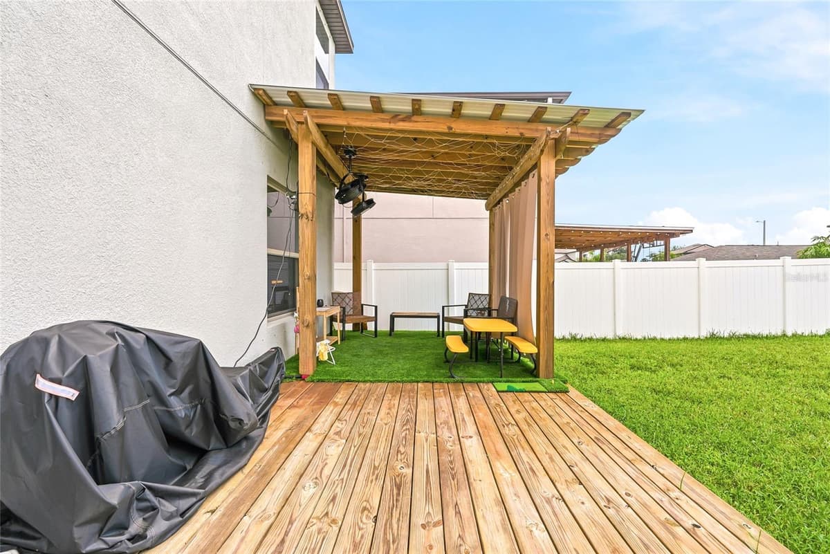 14471 ENGLISH LAVENDER DRIVE — photo 12 of 31
