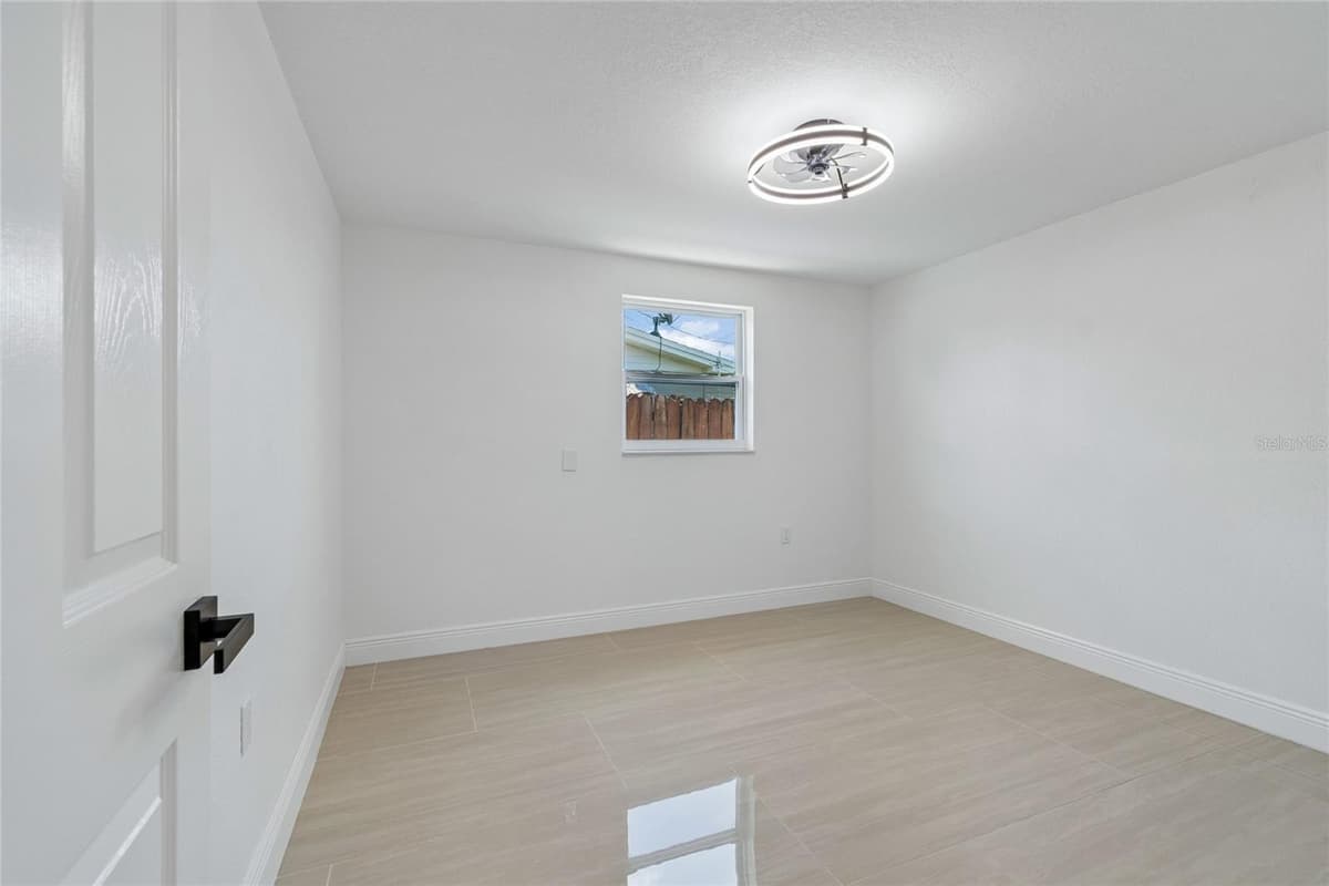 1467 CLASSIC DRIVE — photo 30 of 68
