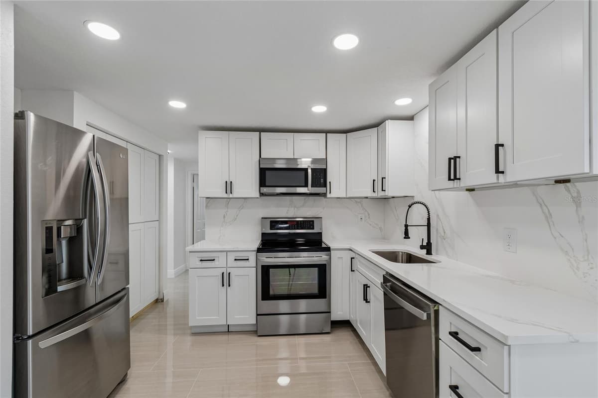 1467 CLASSIC DRIVE — photo 20 of 68
