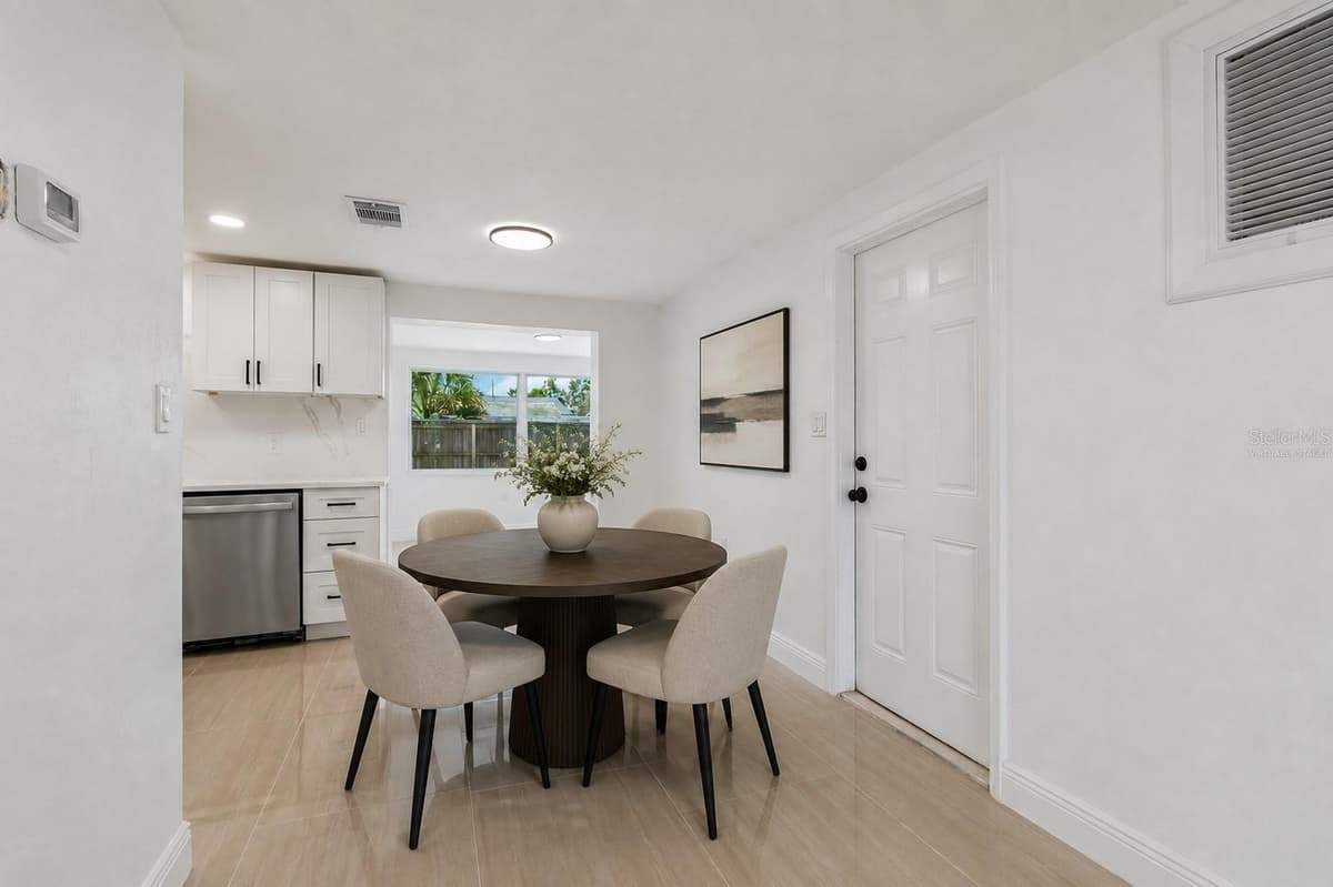 1467 CLASSIC DRIVE — photo 17 of 68