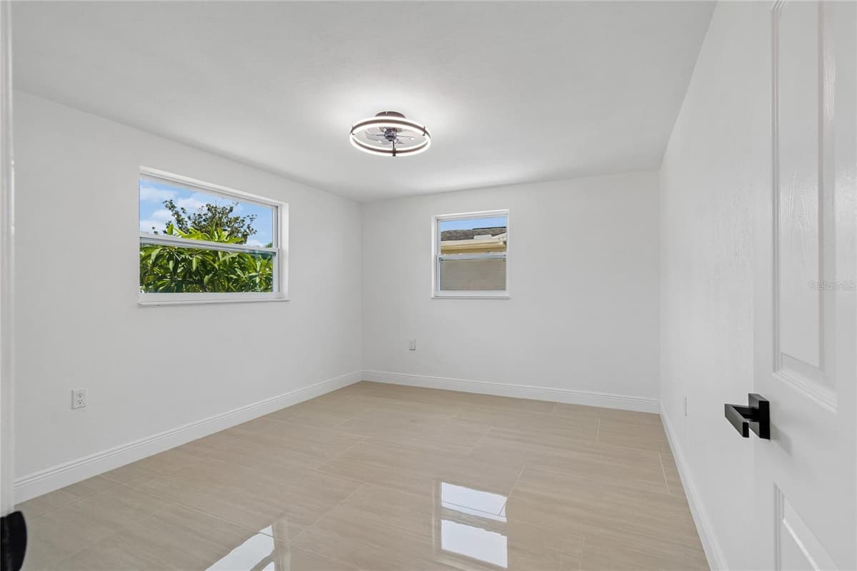 1467 CLASSIC DRIVE — photo 37 of 68