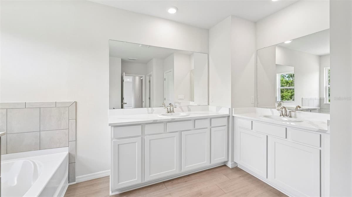 10437 WOODLAND GARDEN WAY — photo 20 of 51