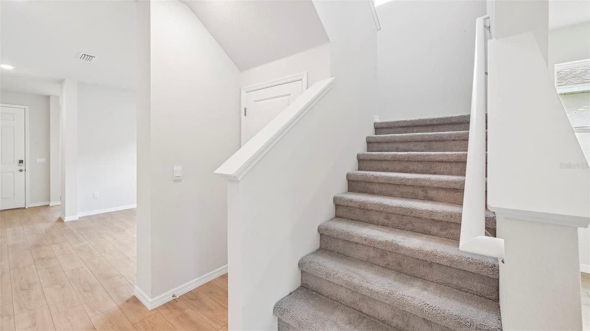 10437 WOODLAND GARDEN WAY — photo 15 of 51