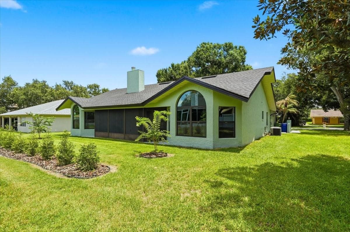 218 LAKE HARTRIDGE DRIVE — photo 8 of 57