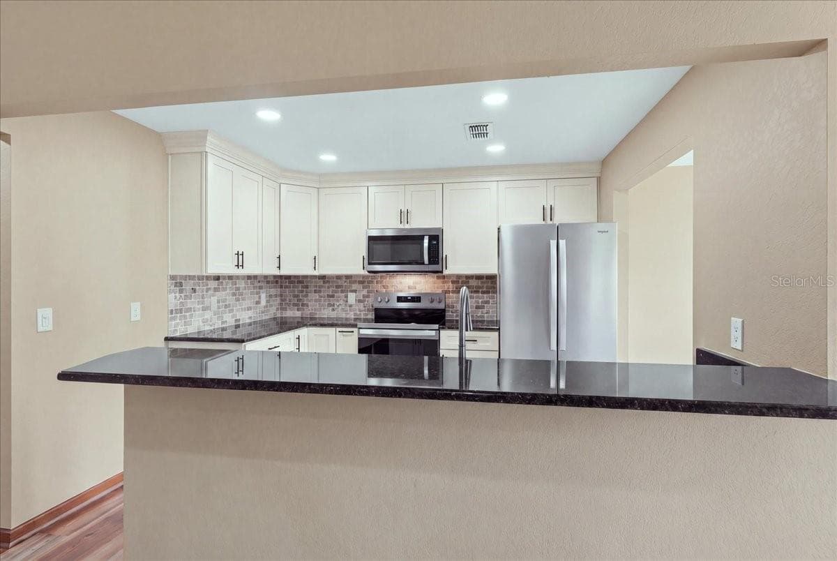 218 LAKE HARTRIDGE DRIVE — photo 21 of 57