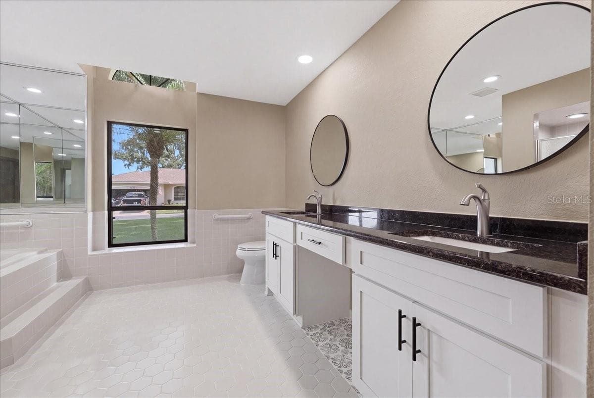 218 LAKE HARTRIDGE DRIVE — photo 32 of 57