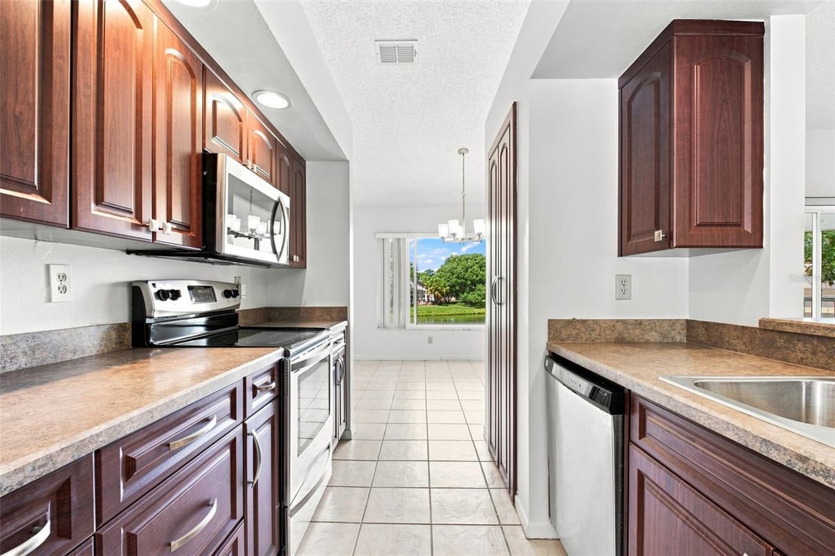 3588 INDIGO POND DRIVE — photo 33 of 58