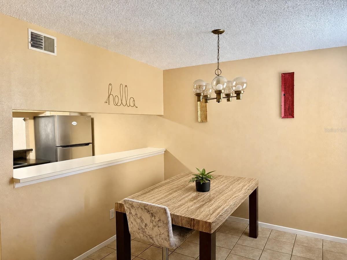 7011 WATERSIDE DR — photo 4 of 32