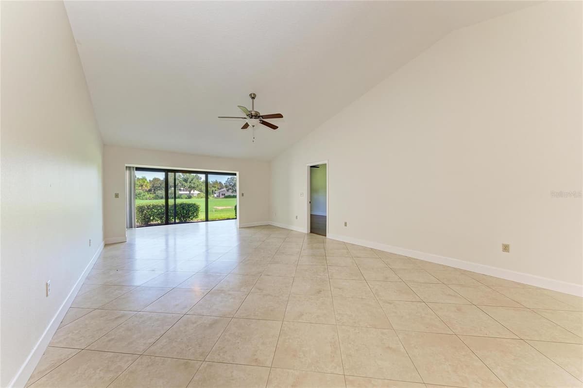 6085 CLUBSIDE DRIVE — photo 16 of 40