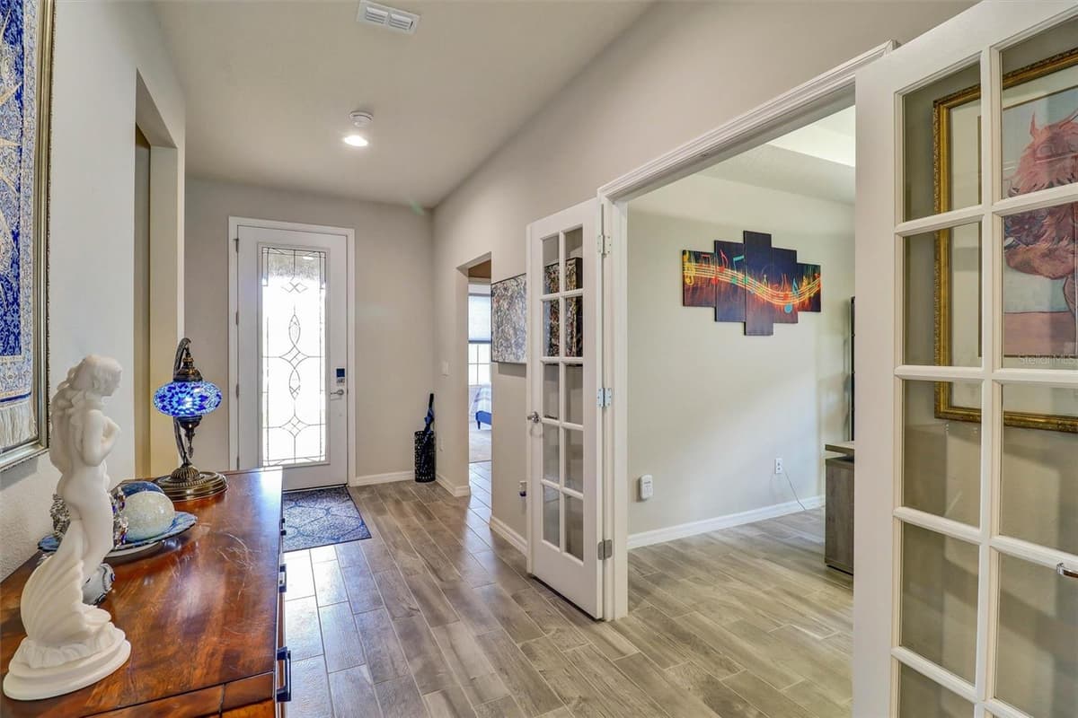 478 DEL SOL AVENUE — photo 9 of 63