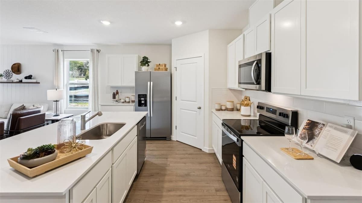3162 GREY MOSS DRIVE — photo 5 of 56