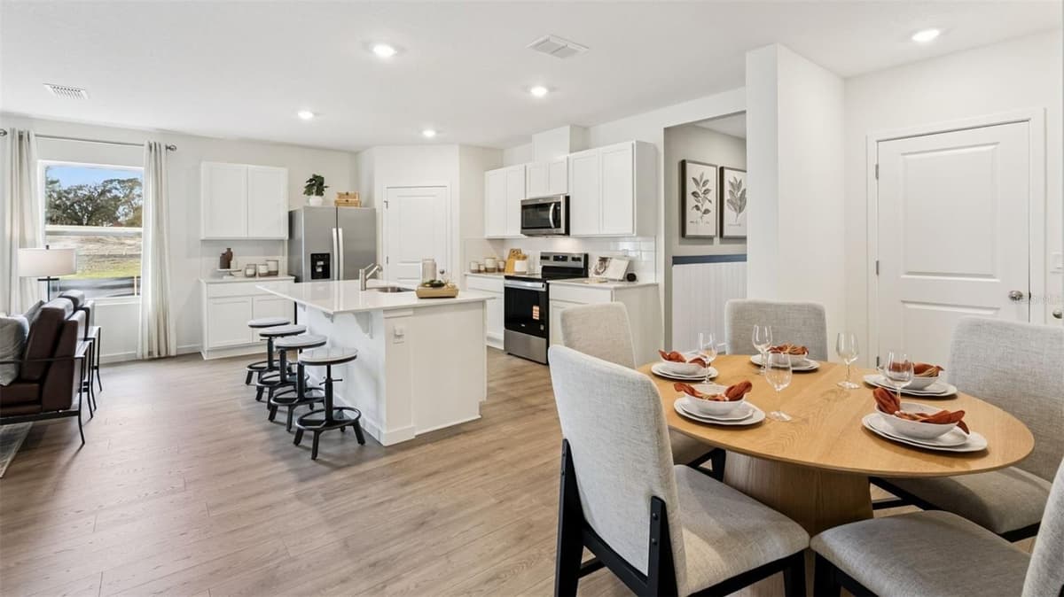 3162 GREY MOSS DRIVE — photo 7 of 56