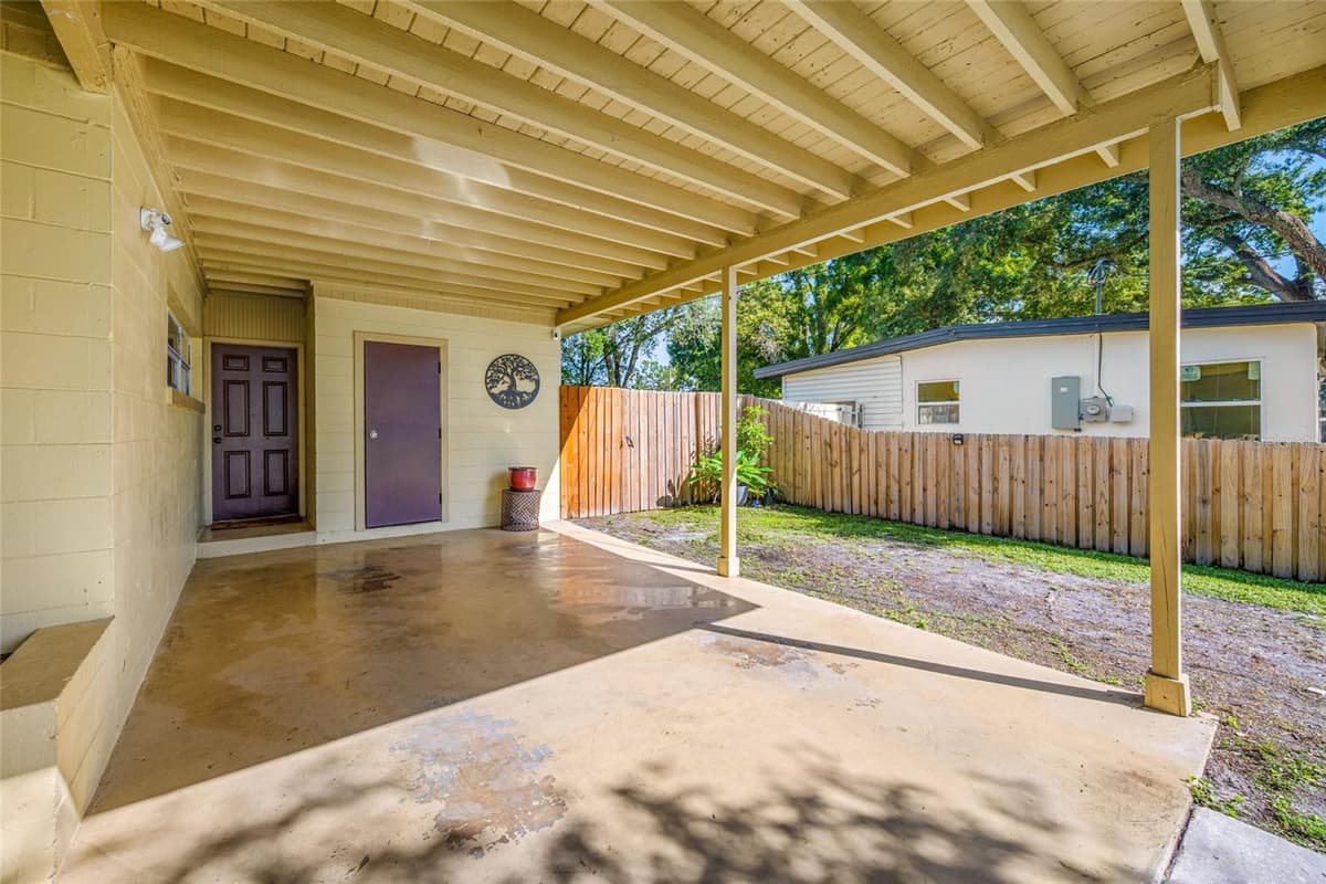 6410 WALTON WAY — photo 4 of 30
