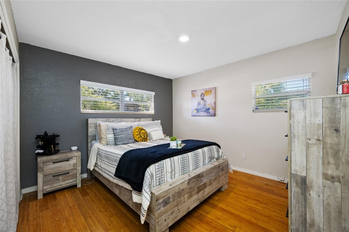 6410 WALTON WAY — photo 14 of 30