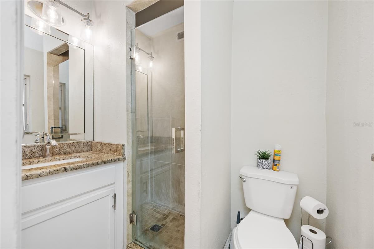 6410 WALTON WAY — photo 16 of 30