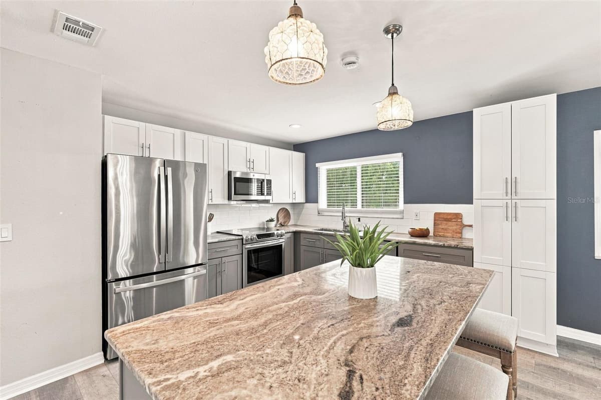 3512 NEKOOSA STREET — photo 10 of 36