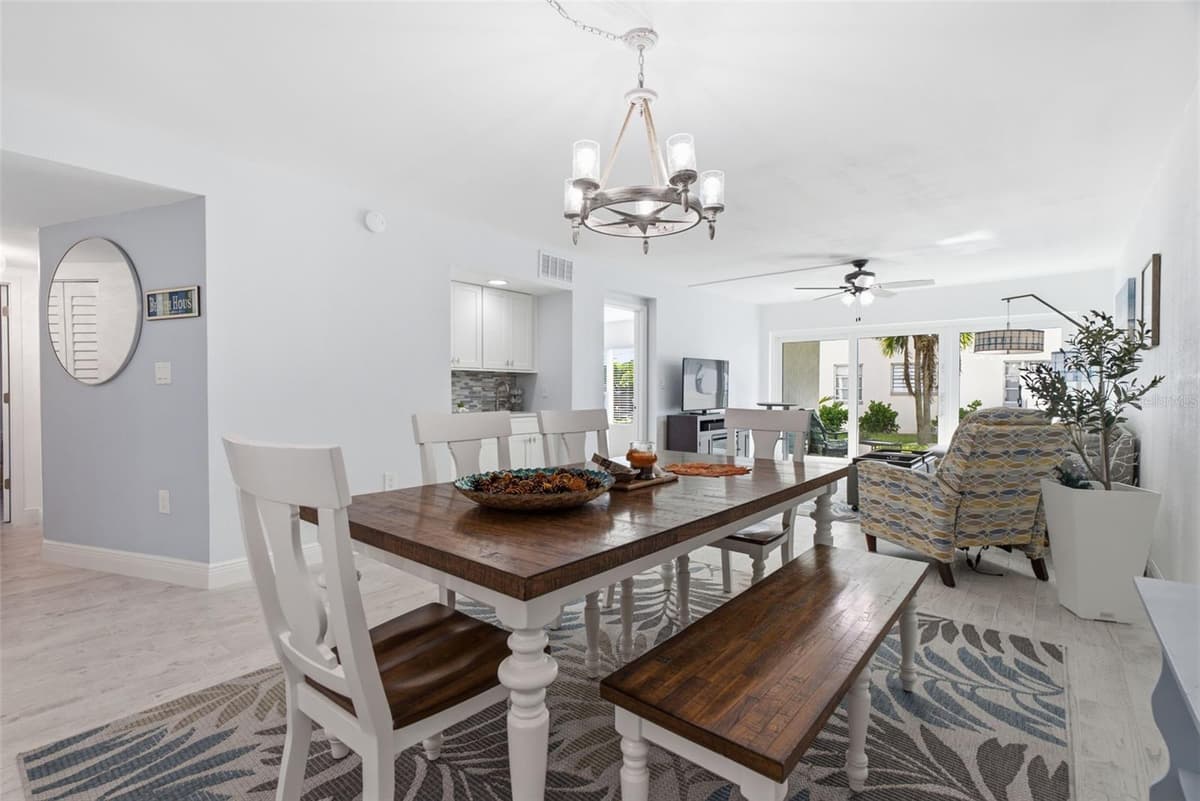 298 SKIFF POINT — photo 16 of 54