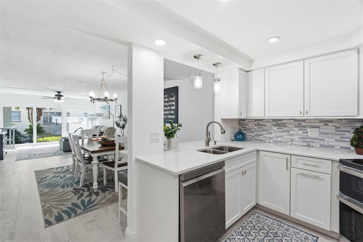 298 SKIFF POINT — photo 14 of 54