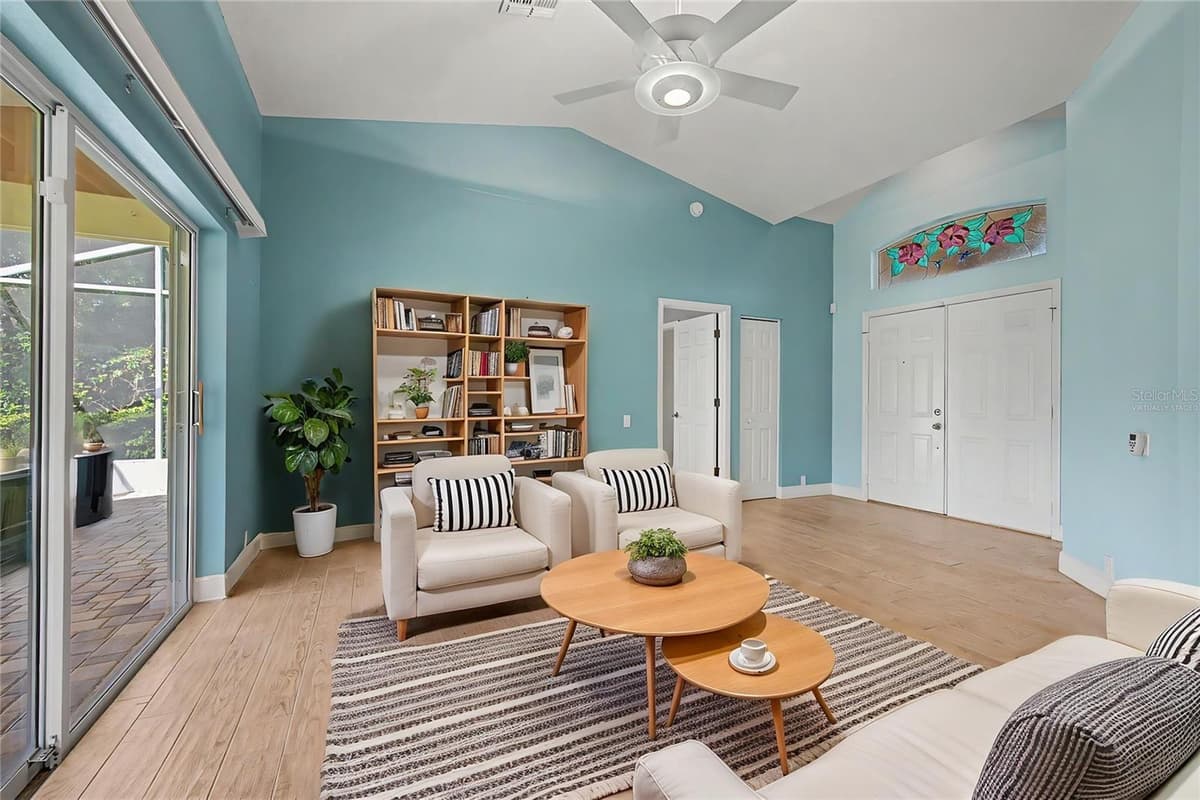 8919 KEATS DRIVE — photo 3 of 58