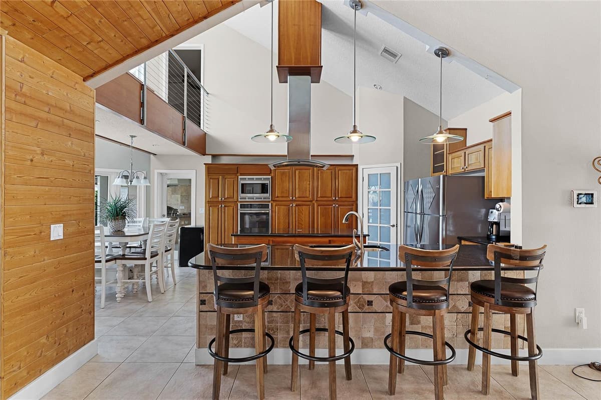 8605 BAY SHORE COVE — photo 15 of 61