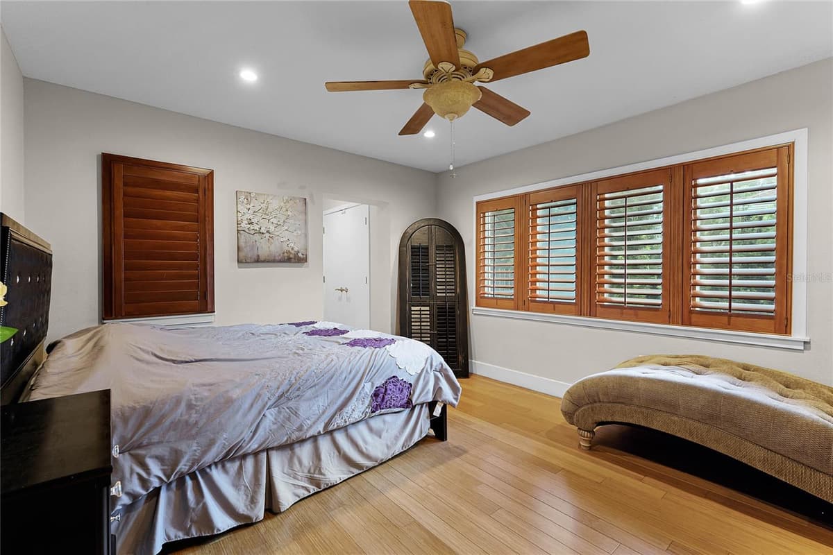 8605 BAY SHORE COVE — photo 26 of 61