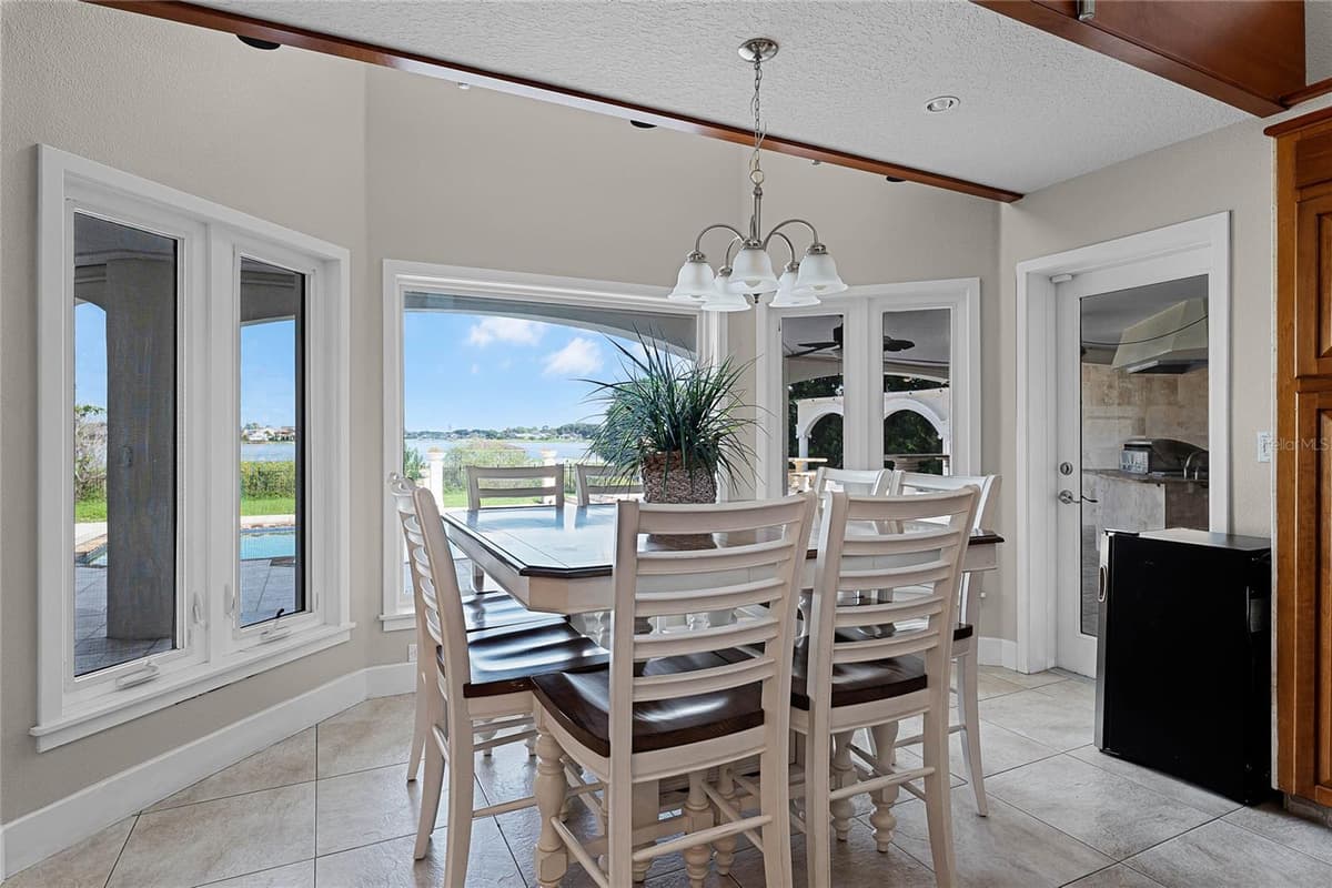 8605 BAY SHORE COVE — photo 17 of 61