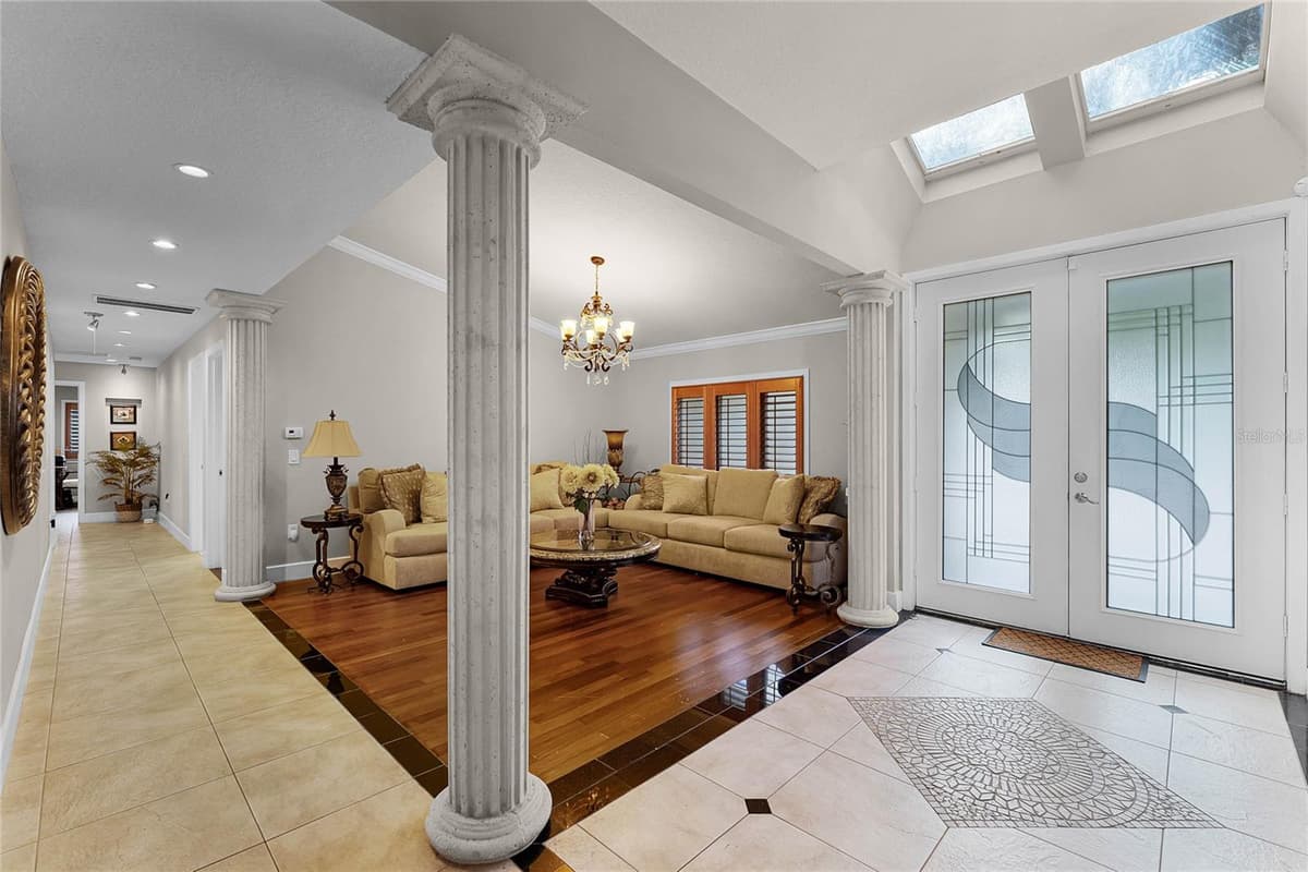 8605 BAY SHORE COVE — photo 9 of 61