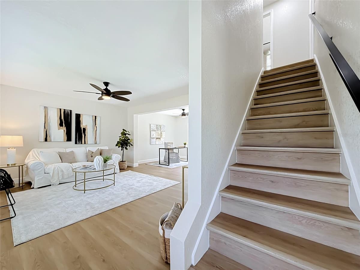 8718 94TH ST — photo 5 of 46