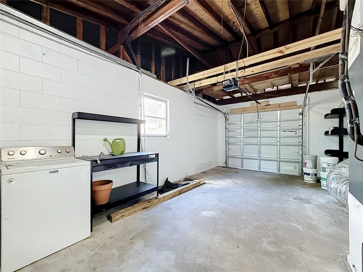 8718 94TH ST — photo 36 of 46