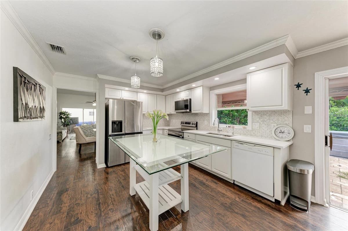 4907 KILTY COURT — photo 11 of 67