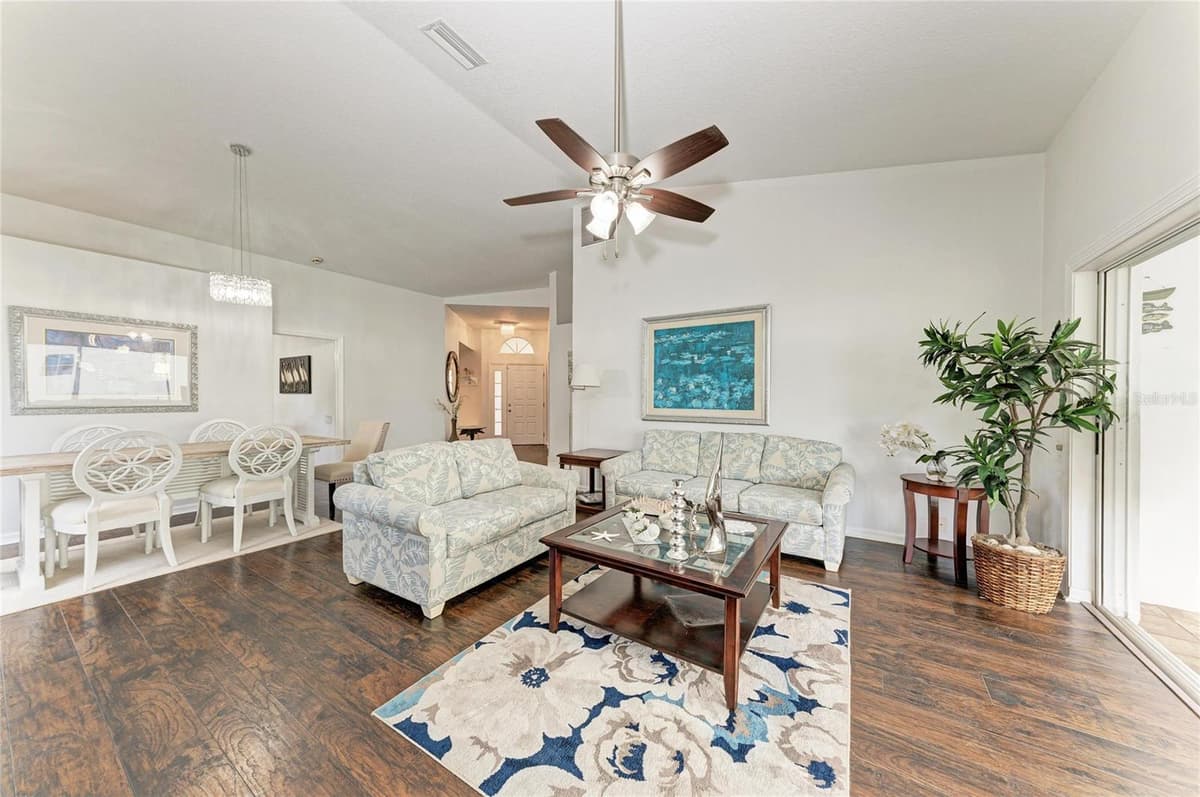 4907 KILTY COURT — photo 9 of 67
