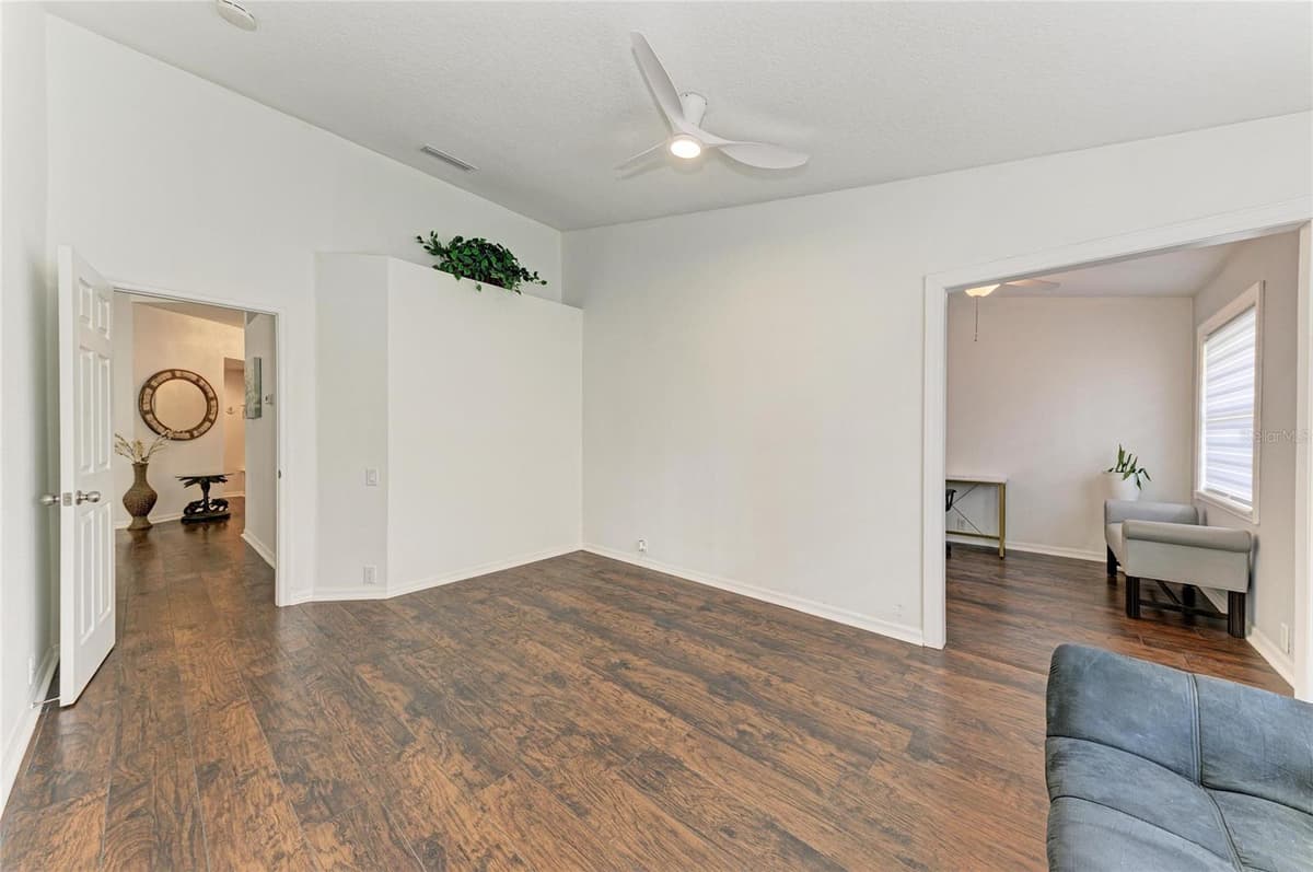 4907 KILTY COURT — photo 23 of 67