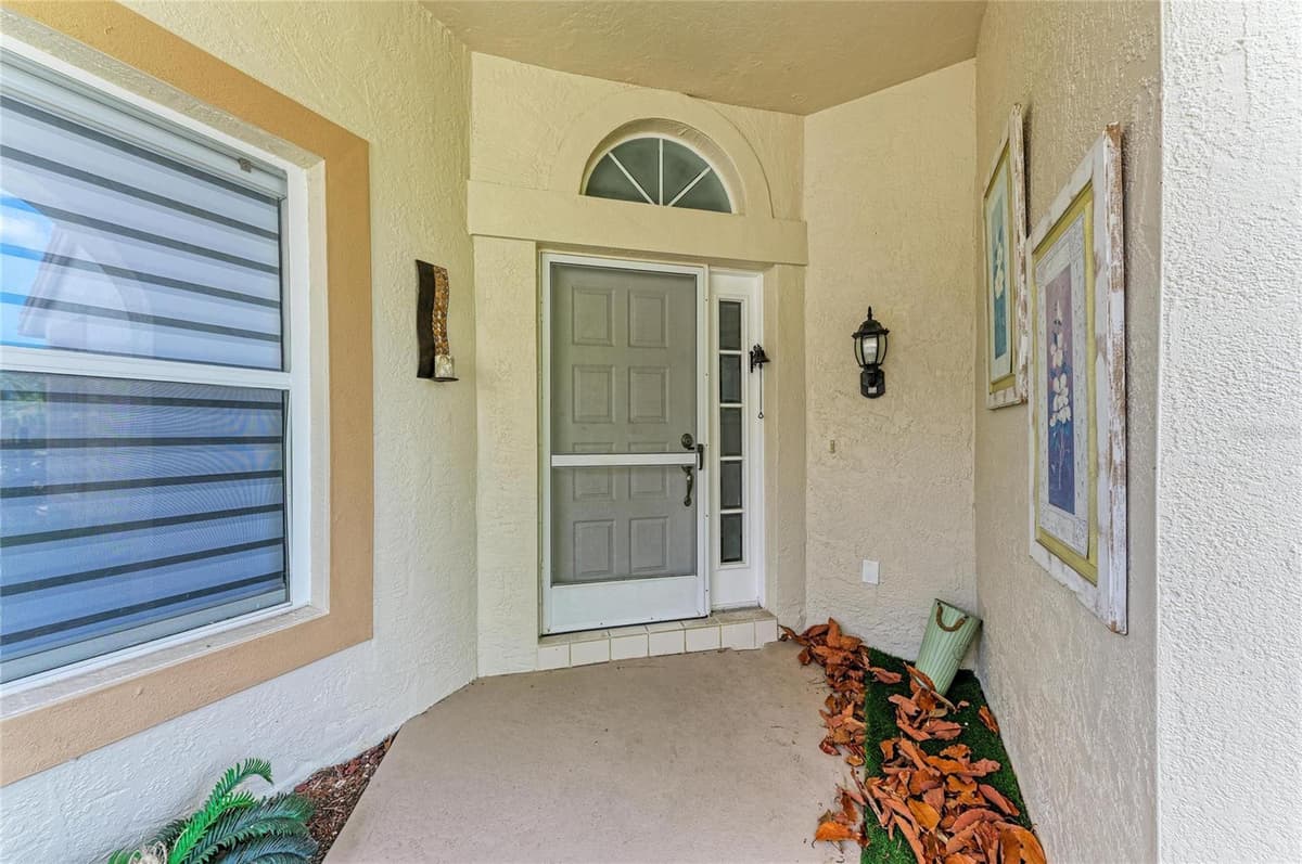 4907 KILTY COURT — photo 4 of 67