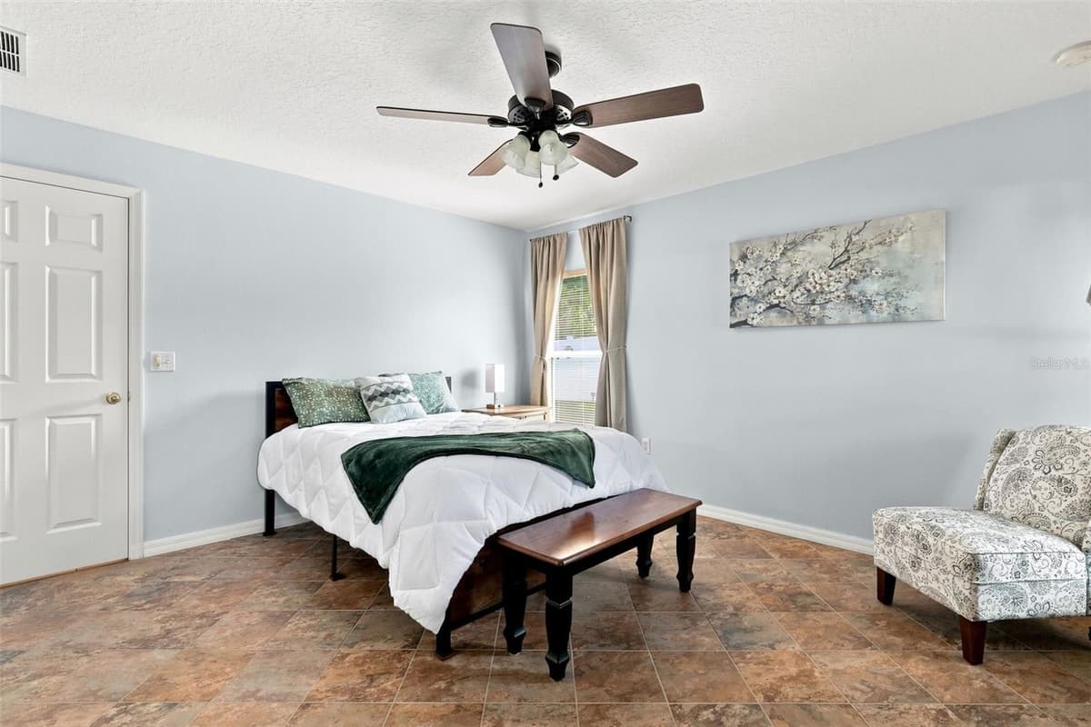 730 SPRING CAVERN AVENUE — photo 18 of 38