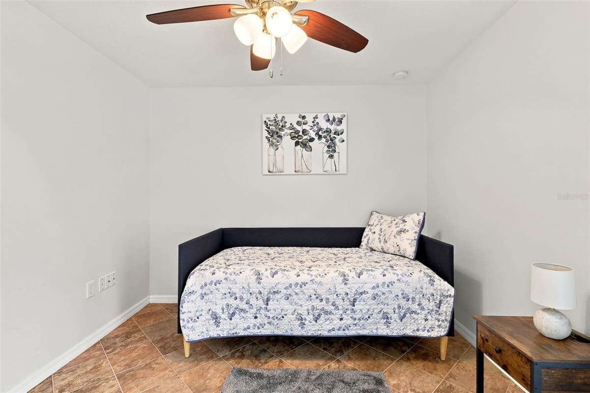 730 SPRING CAVERN AVENUE — photo 28 of 38