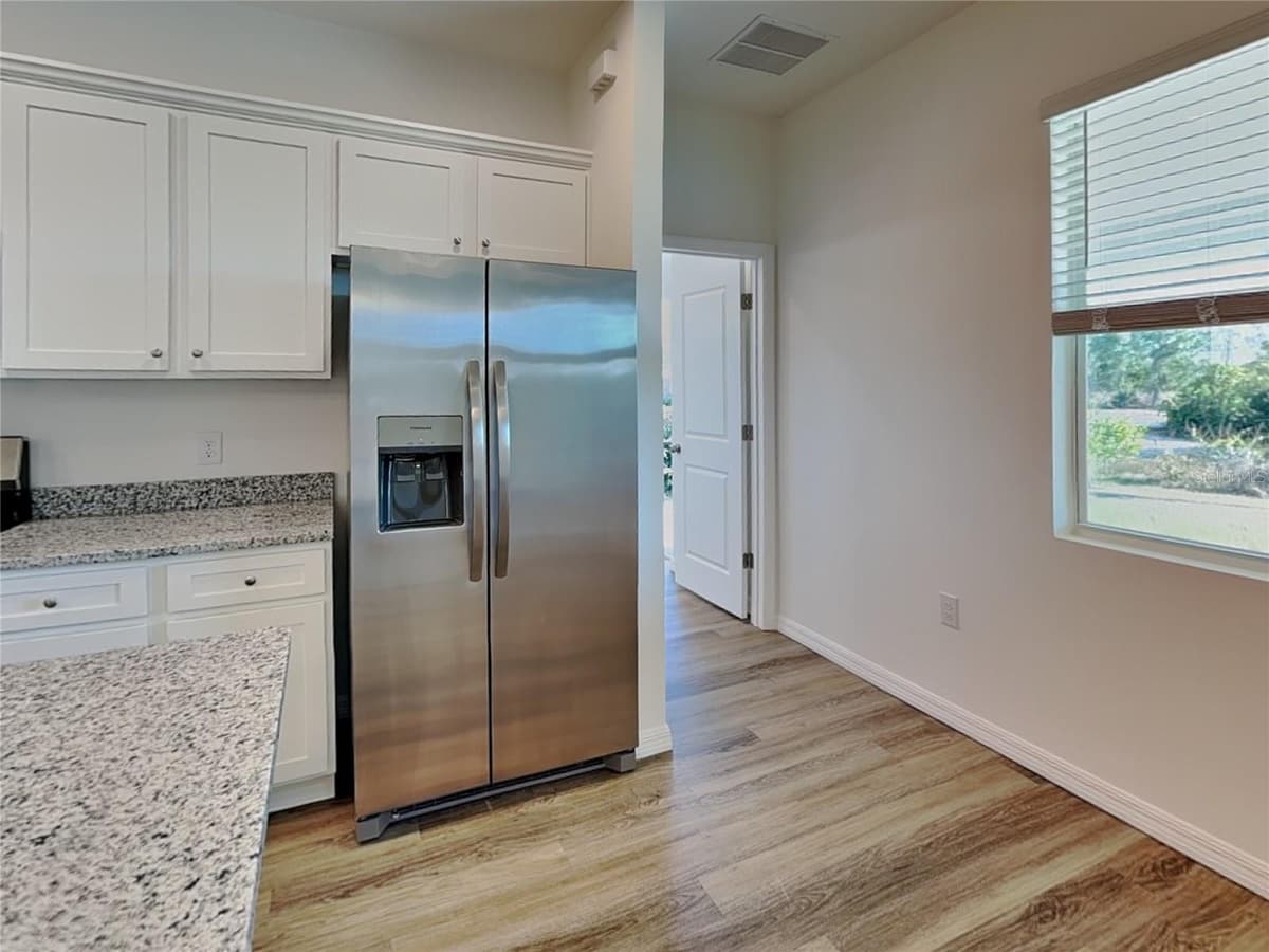 3137 JESTER STREET — photo 6 of 18