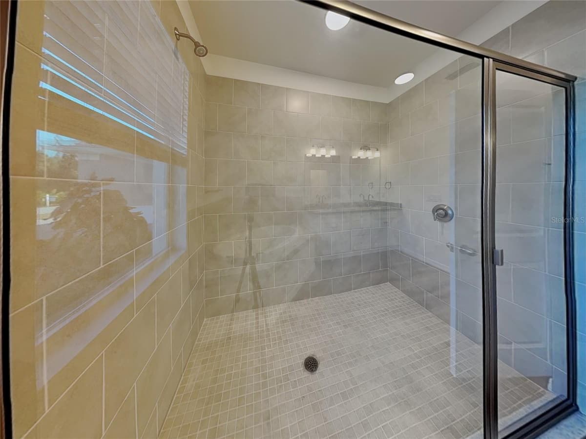 3137 JESTER STREET — photo 8 of 18