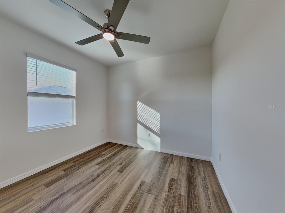 3137 JESTER STREET — photo 11 of 18