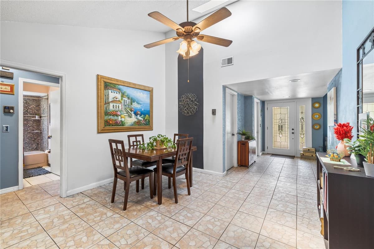 2158 KARAN WAY — photo 16 of 49