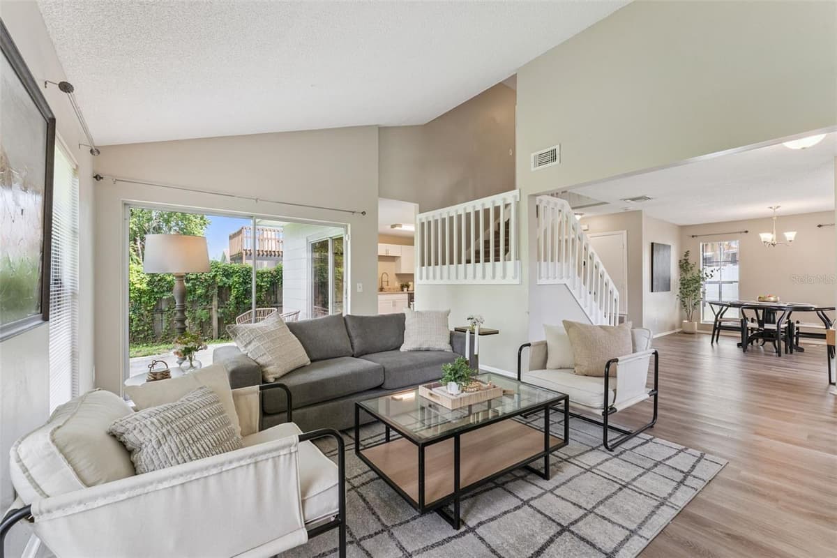 533 MADRIGAL COURT — photo 4 of 43