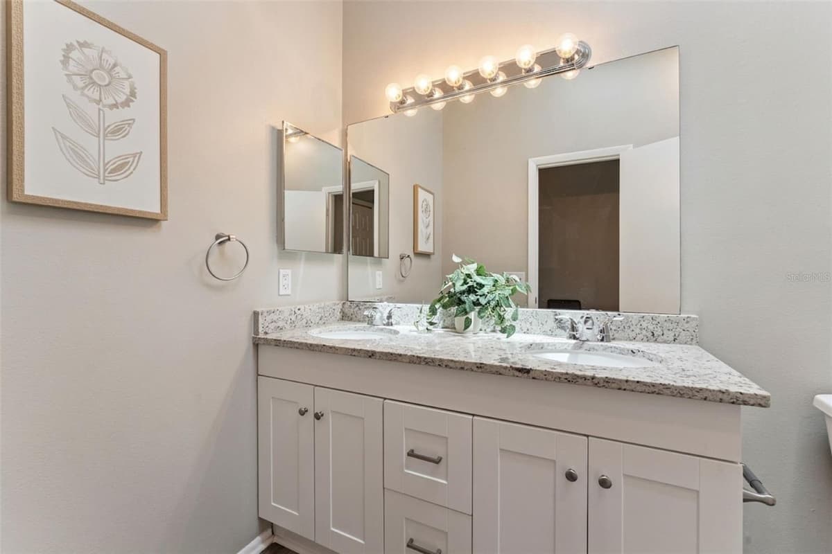 533 MADRIGAL COURT — photo 21 of 43
